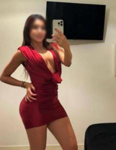 Chica busca chico en Cádiz: 