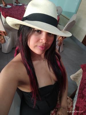Chica busca chico en Almería: 