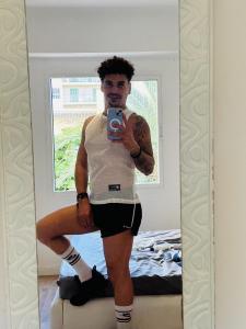 613712006: Chico busca chica en Valencia