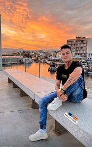 Chico busca chica en Mallorca: 