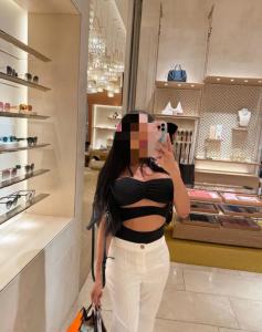 Chica busca chico en Granada: 