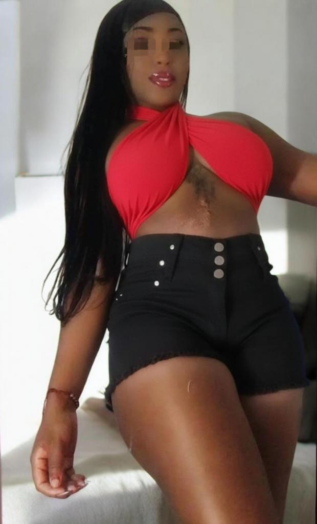 Chica busca chico en Murcia: 