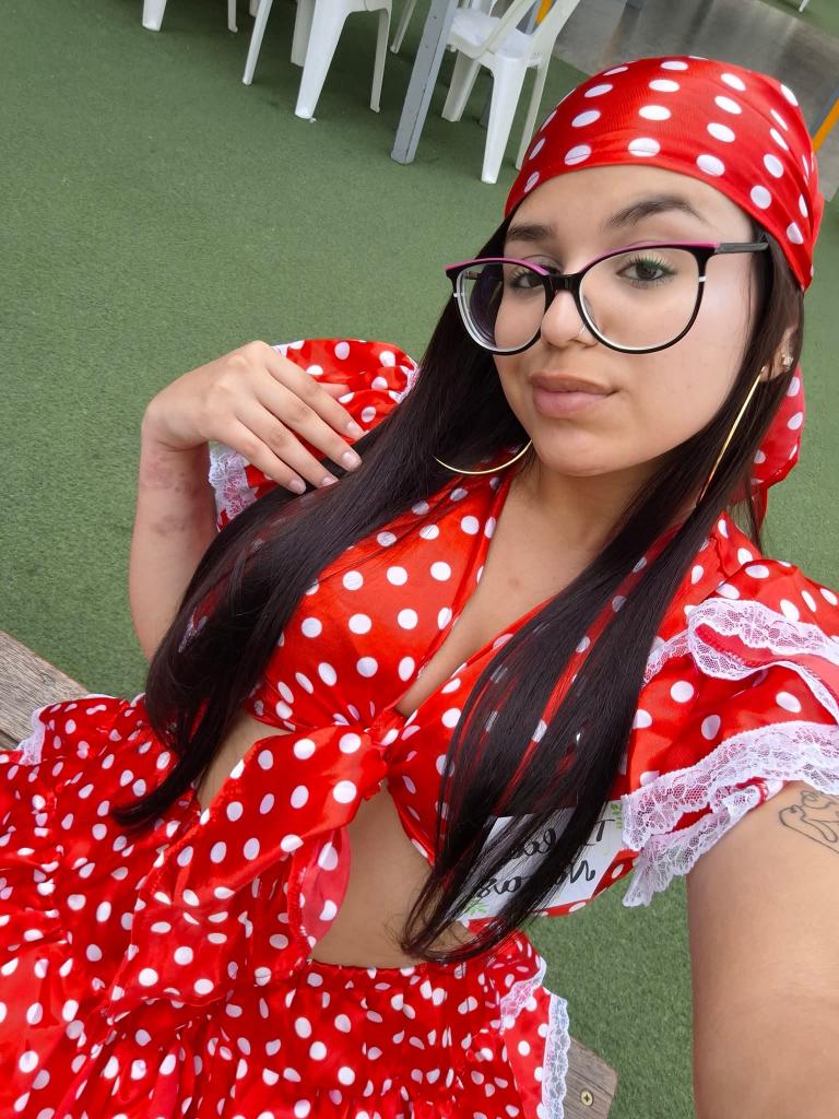 611322107: Chica busca chico en Mallorca