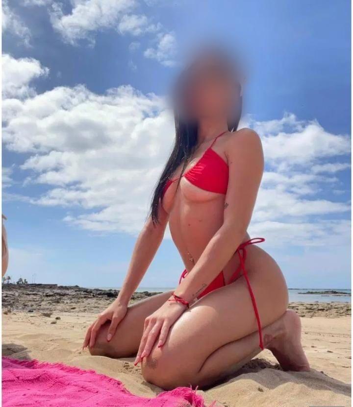 Chica busca chico en Tenerife: 