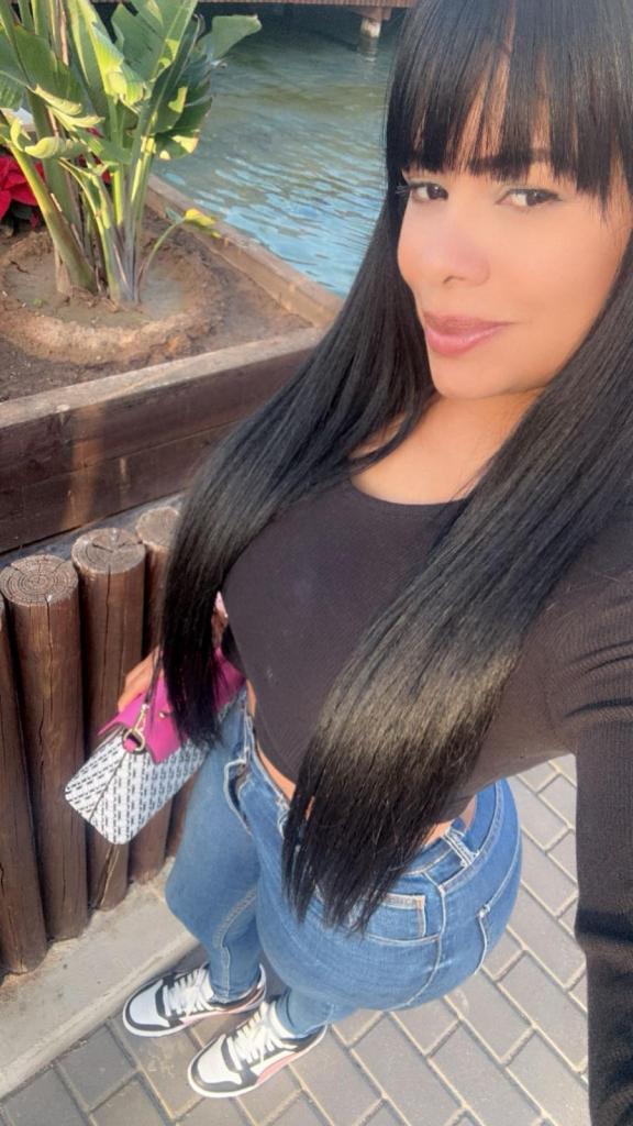 672897641: Chica busca chico en Valencia