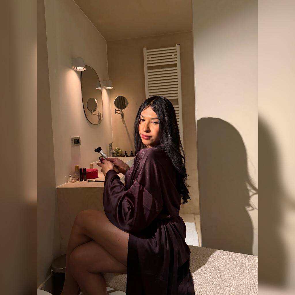 674485917: Transexual en Asturias