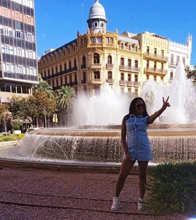 Chica busca chico en Alicante: 