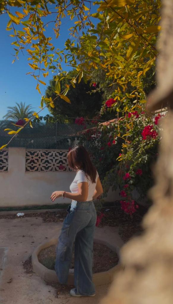 Chica busca chico en Almería: 