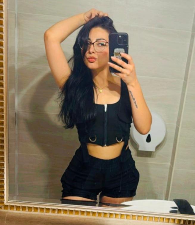 Chica busca chico en Menorca: 