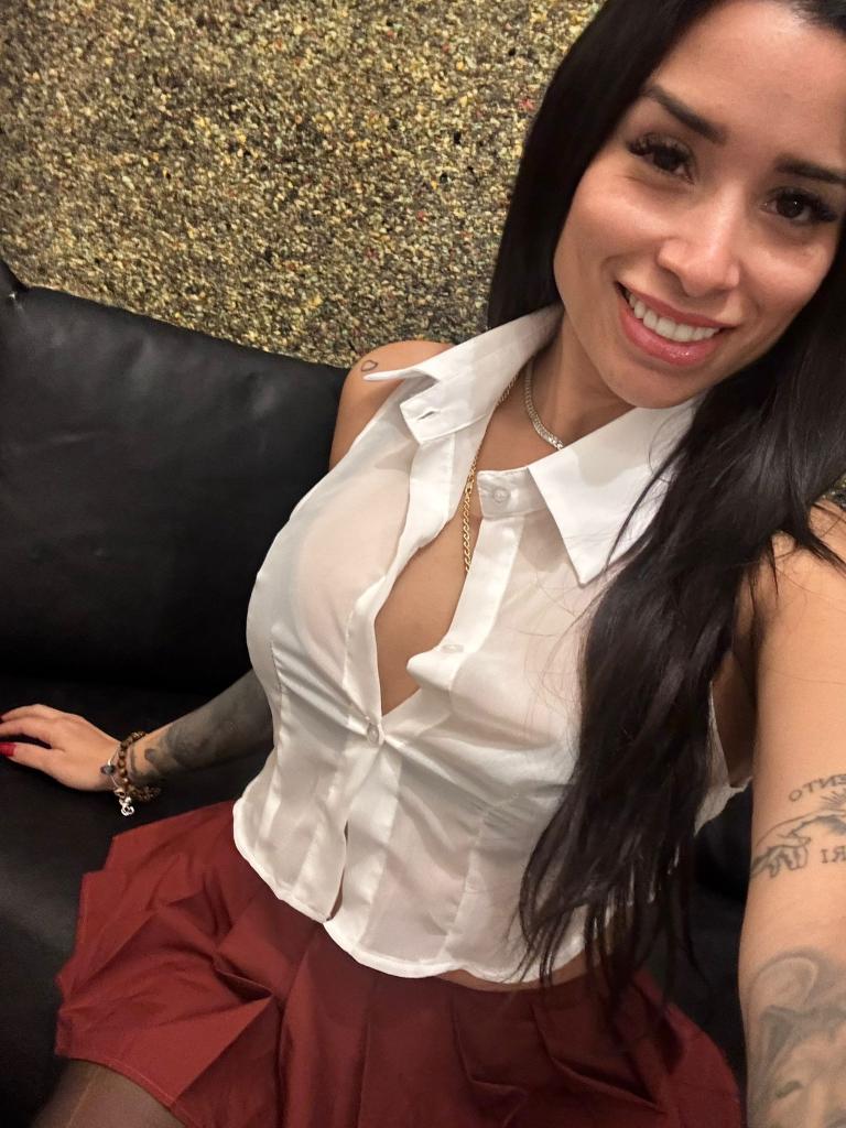 Chica busca chico en Sevilla: 