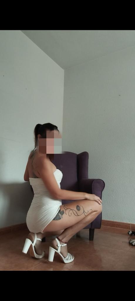 Chica busca chico en Sevilla: 
