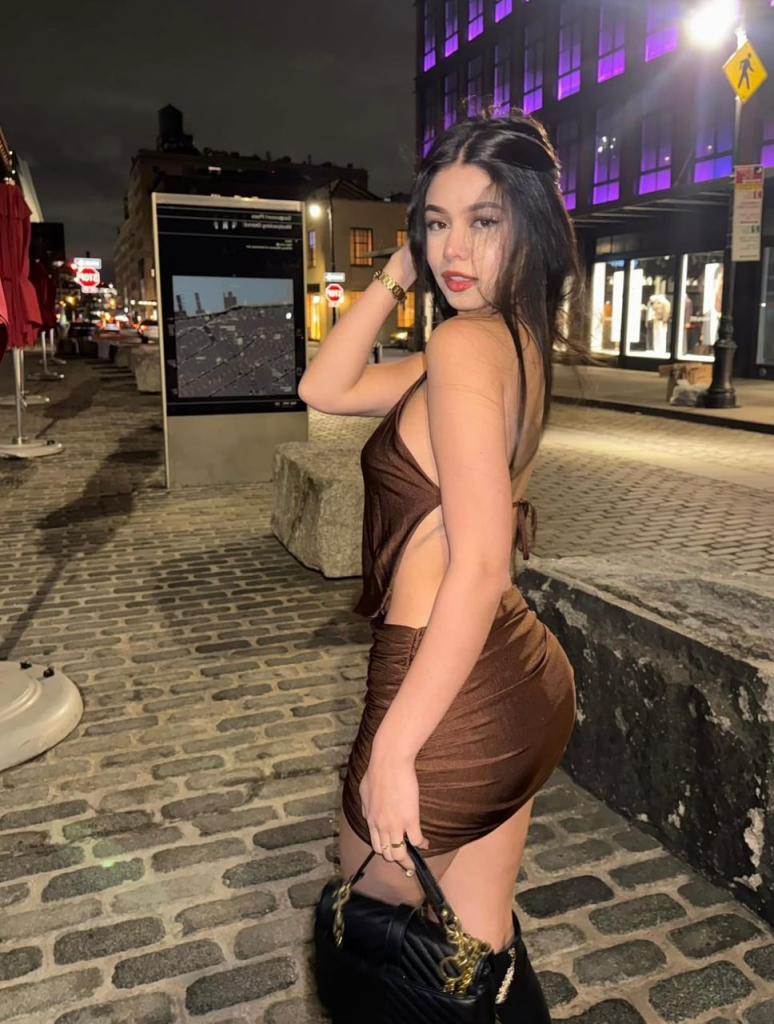 Chica busca chico en Tenerife: 