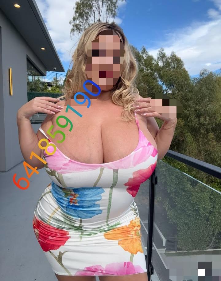 Chica busca chico en Cádiz: 