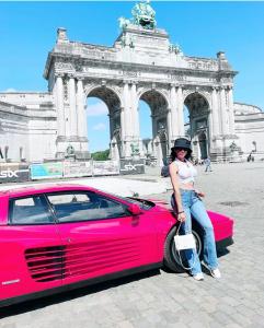 661456264: Transexual en Barcelona