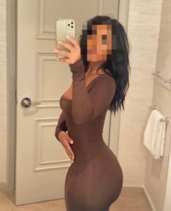 647789647: Chica busca chico en Granada
