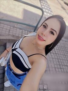 687516440: Chica busca chico en Zaragoza