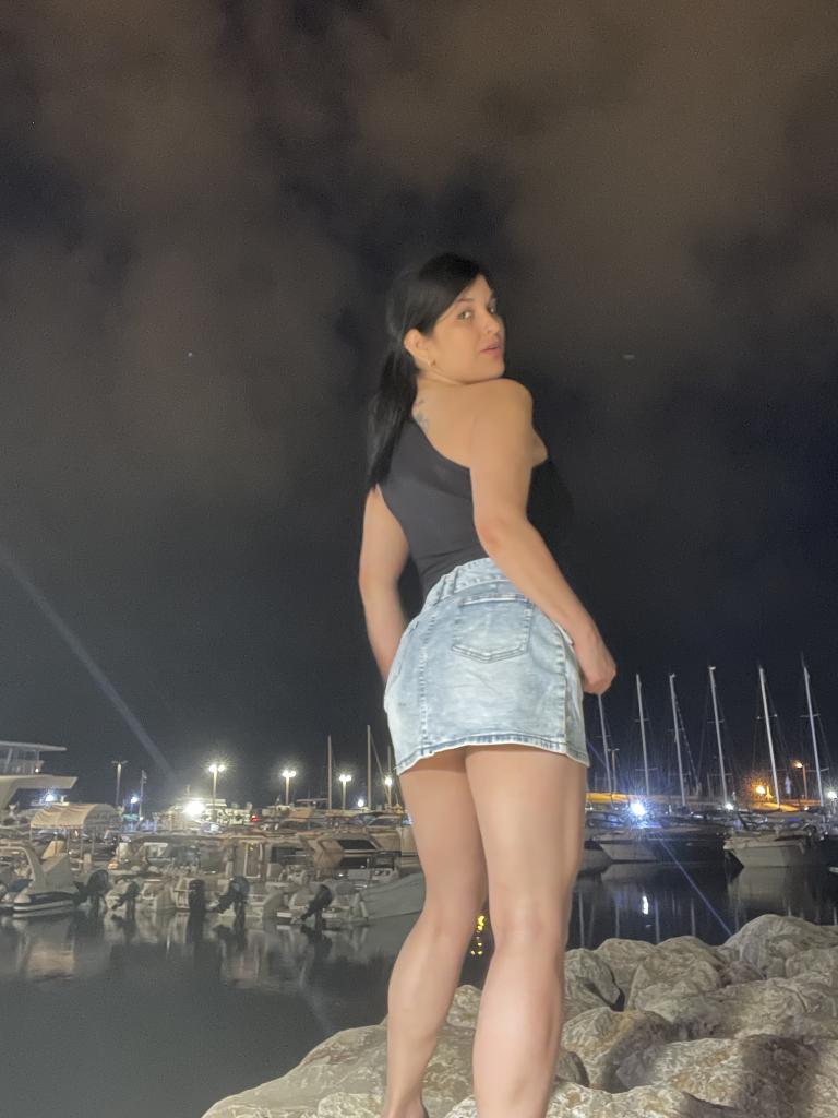 Chica busca chico en Asturias: 