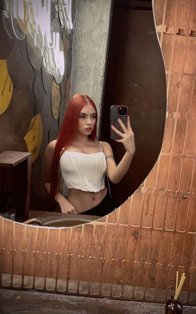 Chica busca chico en Murcia: Chica busca chico