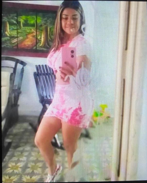Chica busca chico en Huelva: 