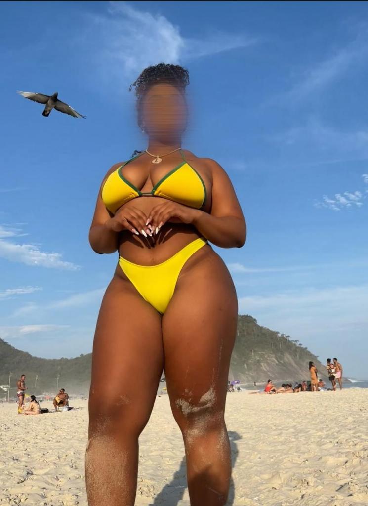 Chica busca chico en Cádiz: 