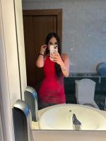 667760274: Chica busca chico en Sevilla