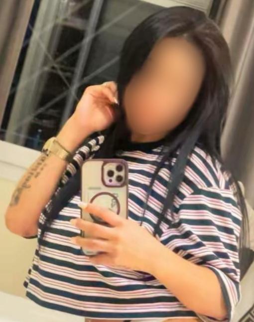 Chica busca chico en Sevilla: 