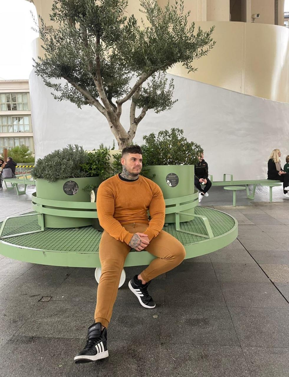 Chico busca chica en Madrid: 