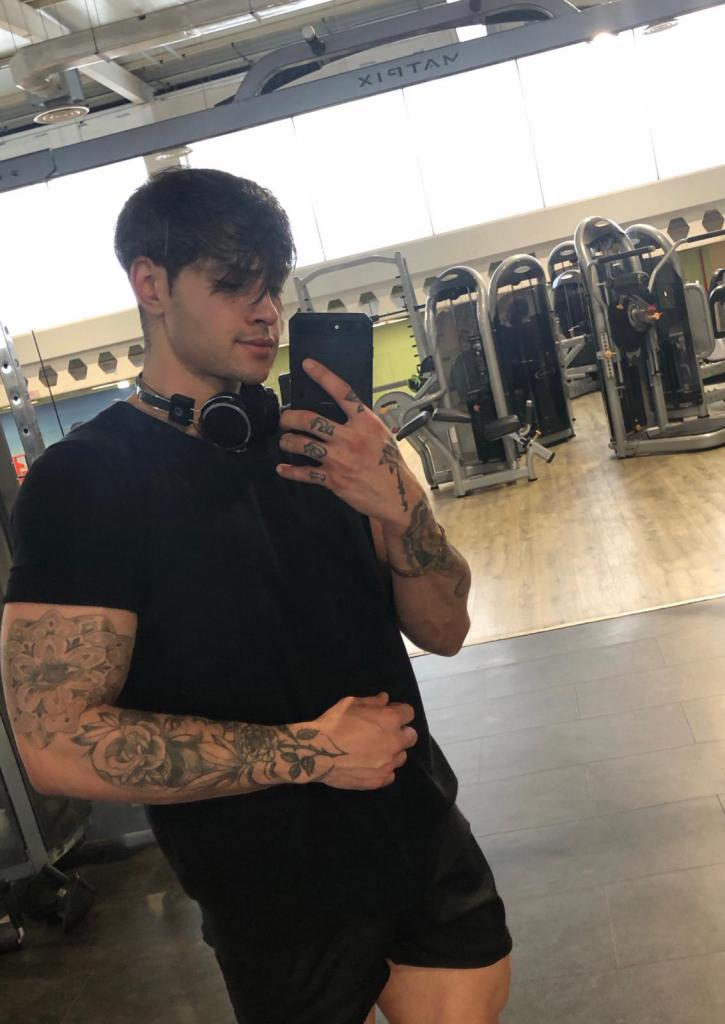 Chico busca chica en La Coruña: 