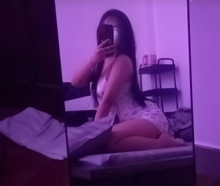 Chica busca chico en La Coruña: 