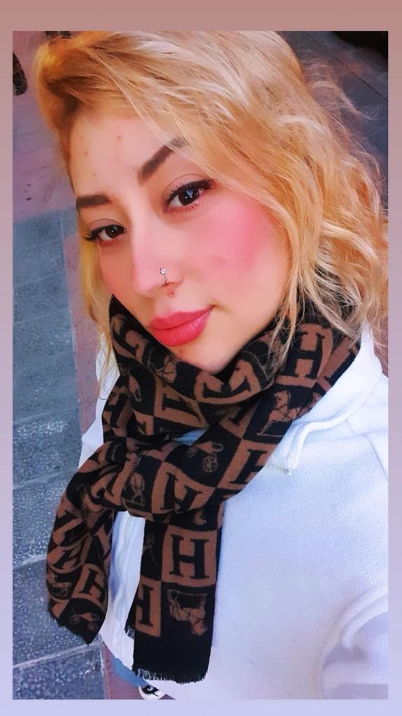 Chica busca chico en Almería: 