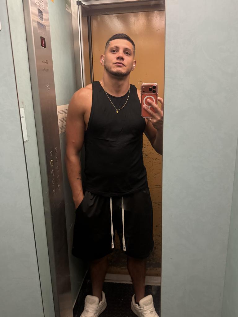 Chico busca chica en Barcelona: 