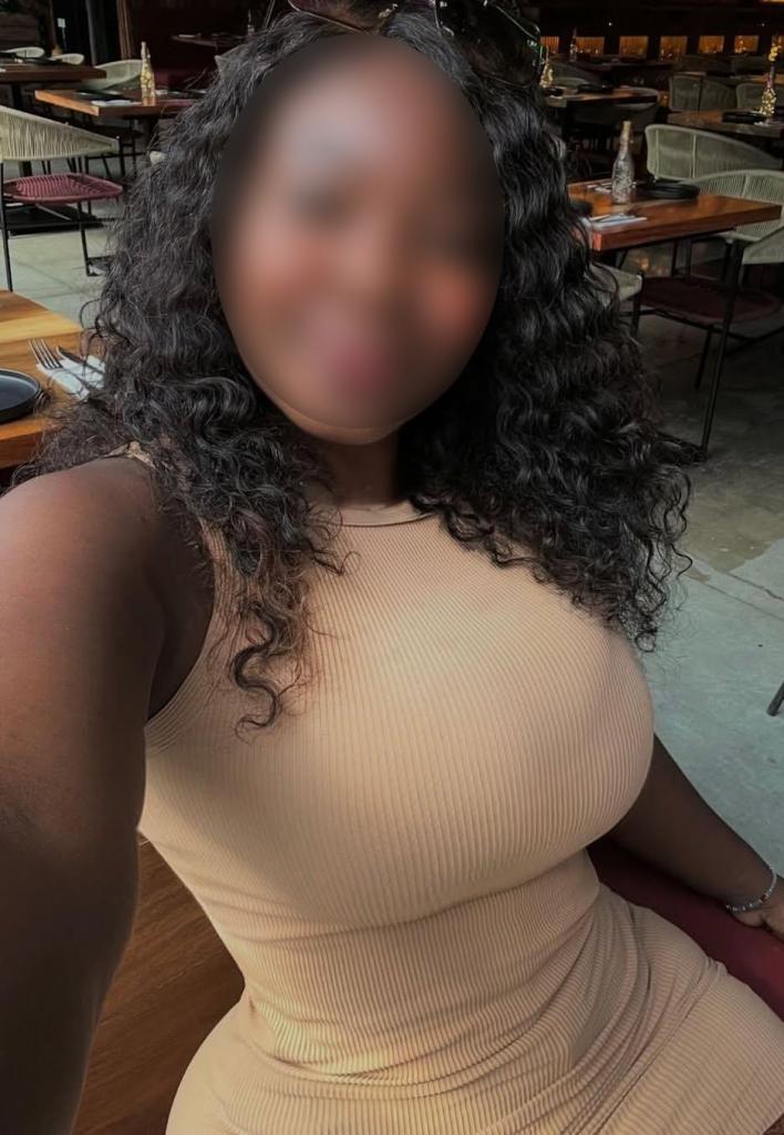 Chica busca chico en Tenerife: 