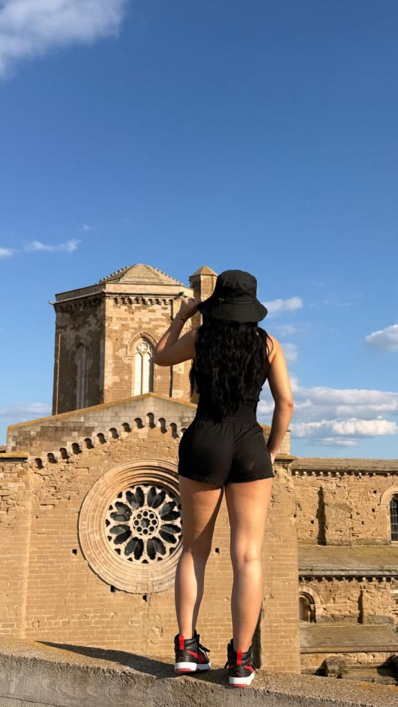 633974246: Chica busca chico en Alicante