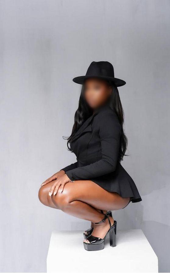 Chica busca chico en Cantabria: 