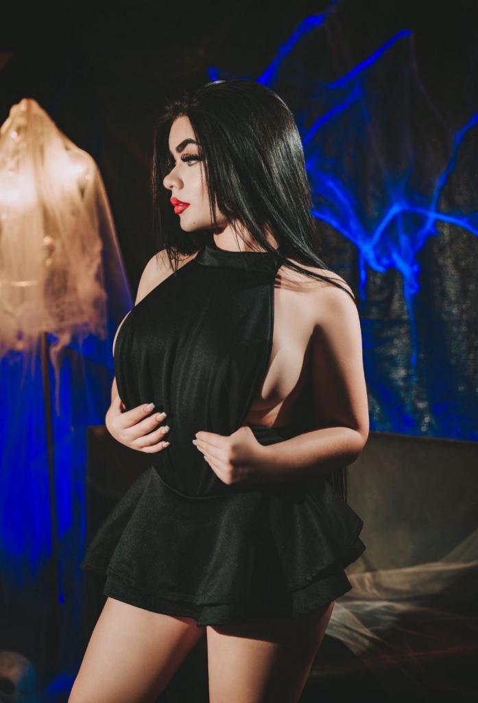 664249092: Chica busca chico en Madrid