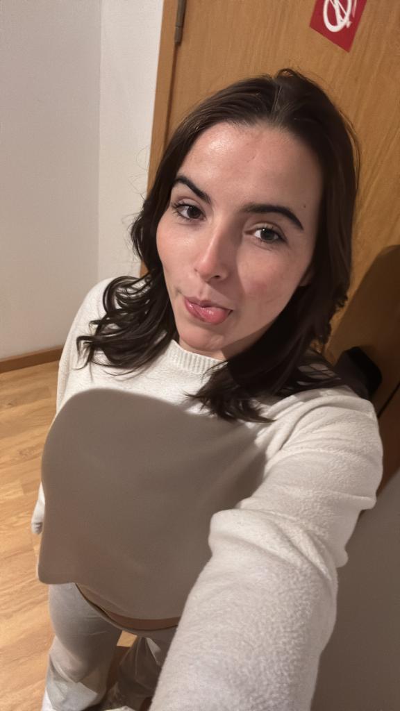 645718839: Chica busca chico en Guipúzcoa