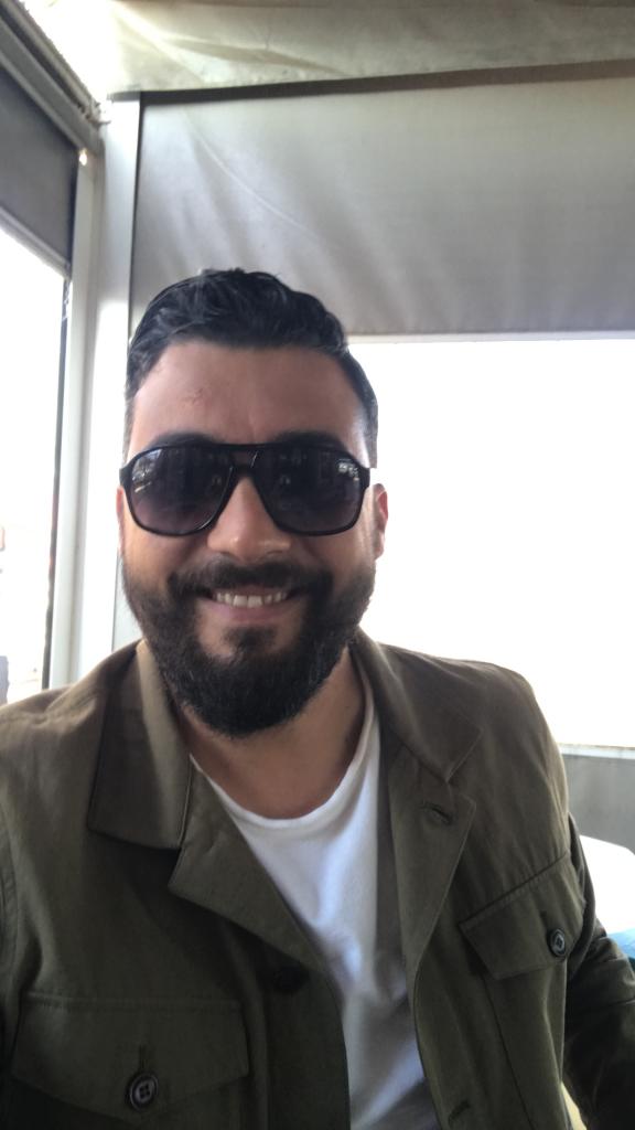 635731935: Chico busca chica en Sevilla