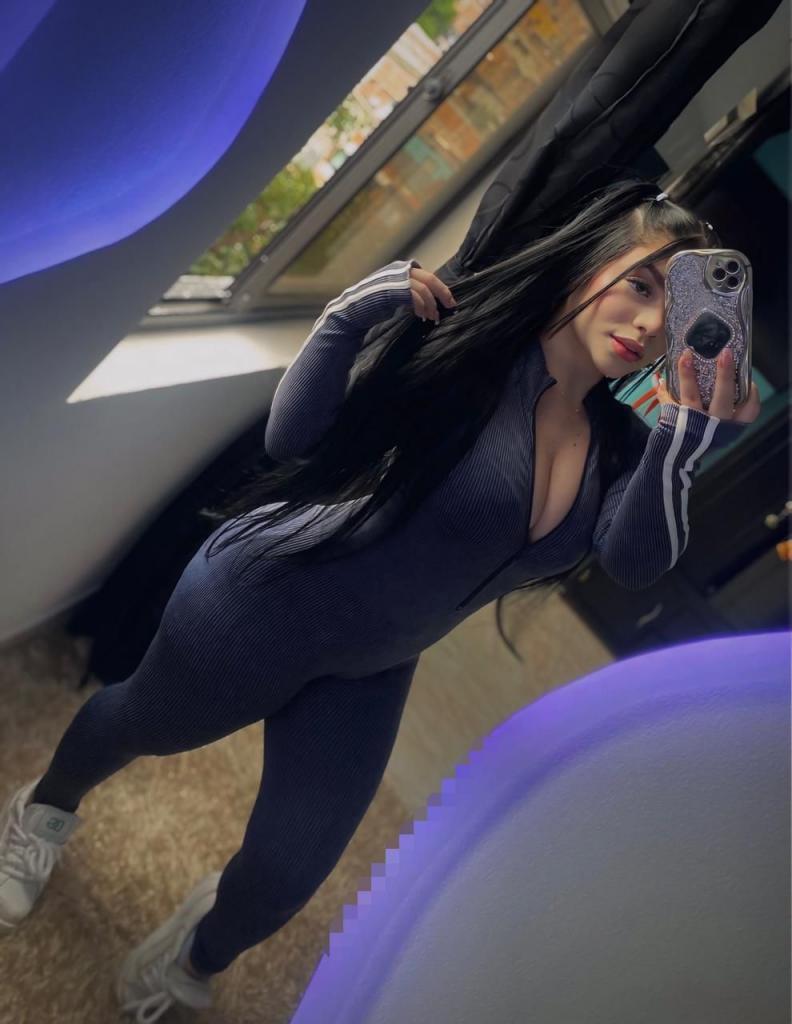 664249092: Chica busca chico en Madrid