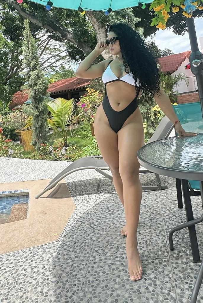 Chica busca chico en Tenerife: 