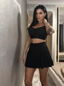 670994947: Chica busca chico en Málaga