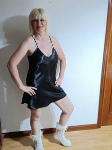 617054337: Chica busca chico en Madrid