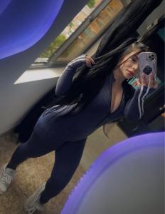 664249092: Chica busca chico en Madrid