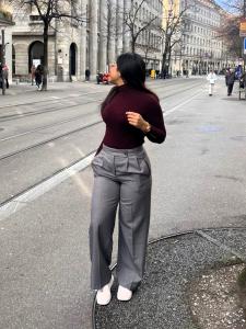 634220382: Chica busca chico en Madrid