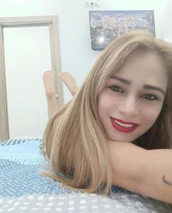 610411840: Chica busca chico en Cádiz