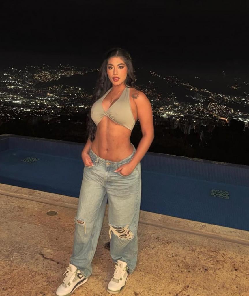 637044712: Chica busca chico en Tenerife