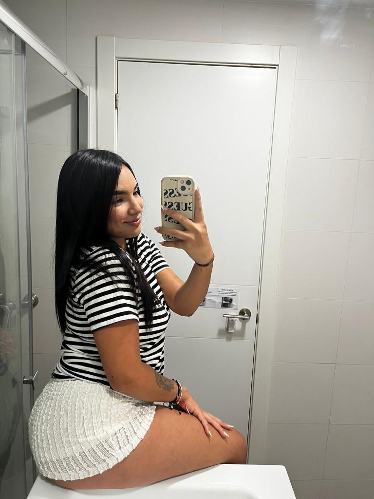 Chica busca chico en Sevilla: 