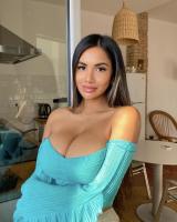 623148616: Chica busca chico en La Coruña