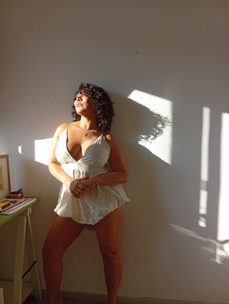 742021855: Chica busca chico en Salamanca