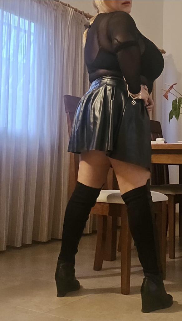 666326532: Chica busca chico en Tenerife