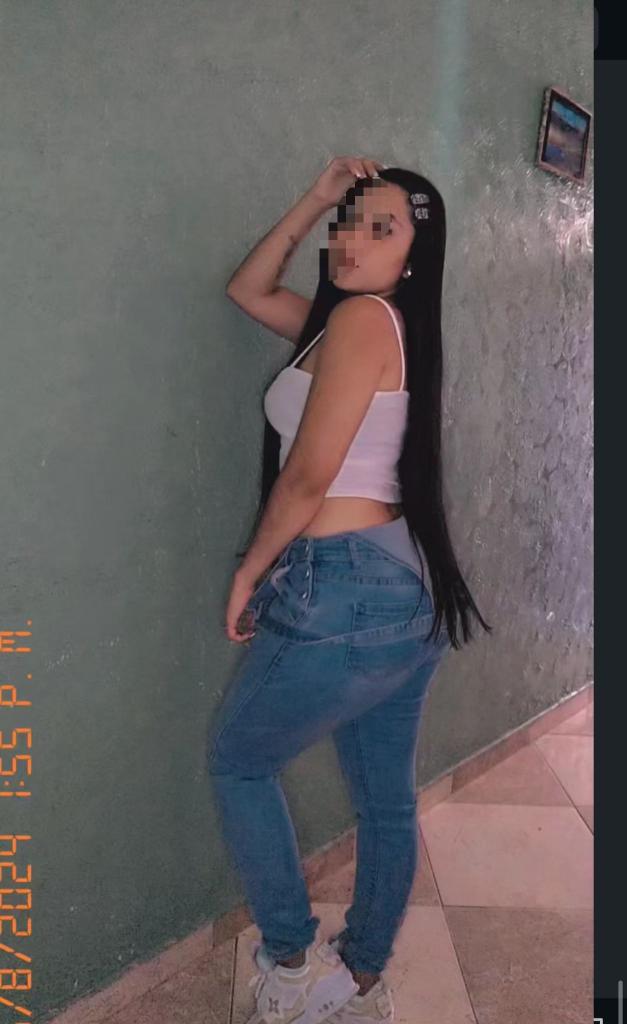 Chica busca chico en Cádiz: 